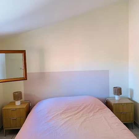 Maison De Familiale Port Hébergement de vacances *